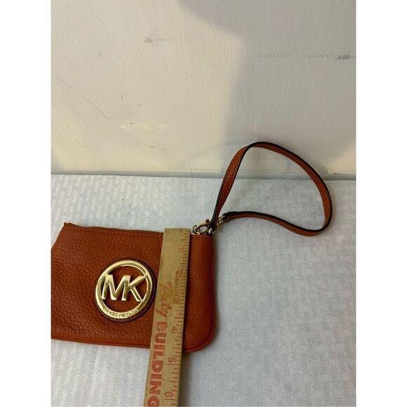 MK Michael Kors zipper wristlet wallet orange 7"x4.5" - Picture 4 of 5